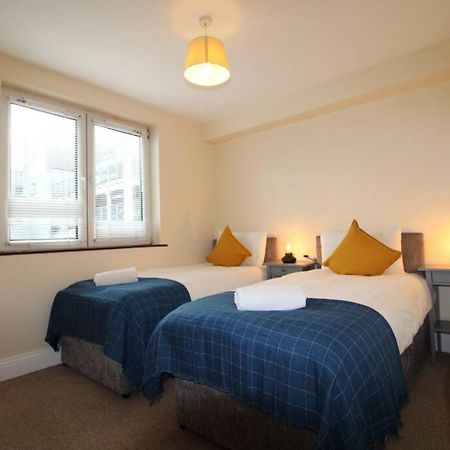 Large 3 Bed, Galway City Centre Apartment Ngoại thất bức ảnh