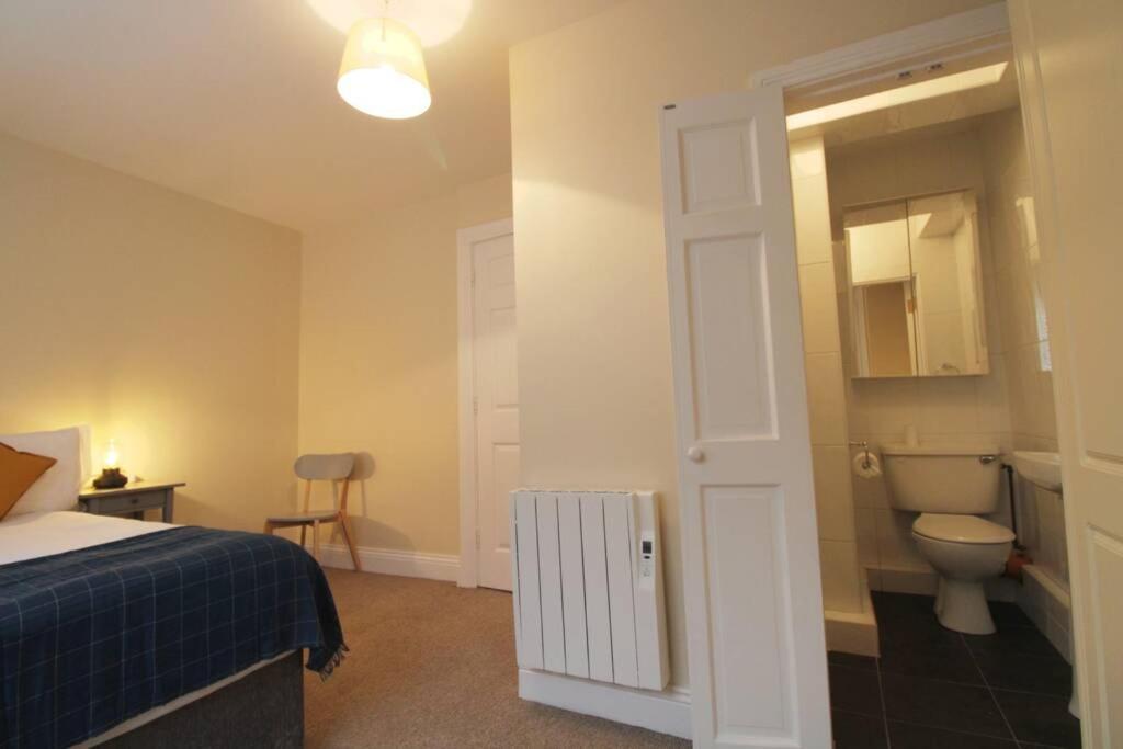 Large 3 Bed, Galway City Centre Apartment Ngoại thất bức ảnh