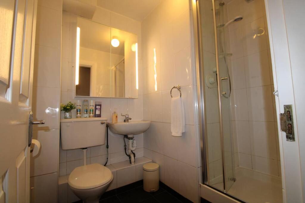 Large 3 Bed, Galway City Centre Apartment Ngoại thất bức ảnh