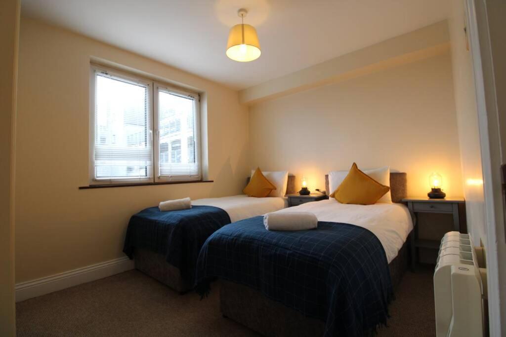 Large 3 Bed, Galway City Centre Apartment Ngoại thất bức ảnh