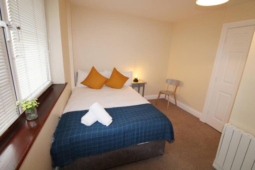 Large 3 Bed, Galway City Centre Apartment Ngoại thất bức ảnh
